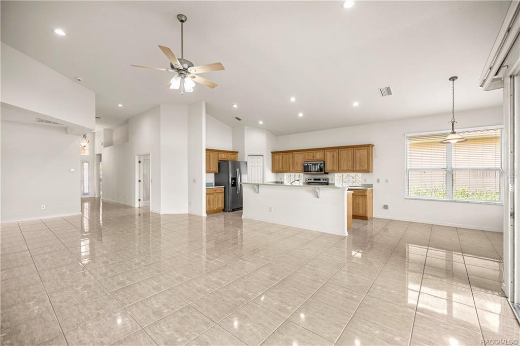 1328 W Diamond Shore Loop Property Photo 20