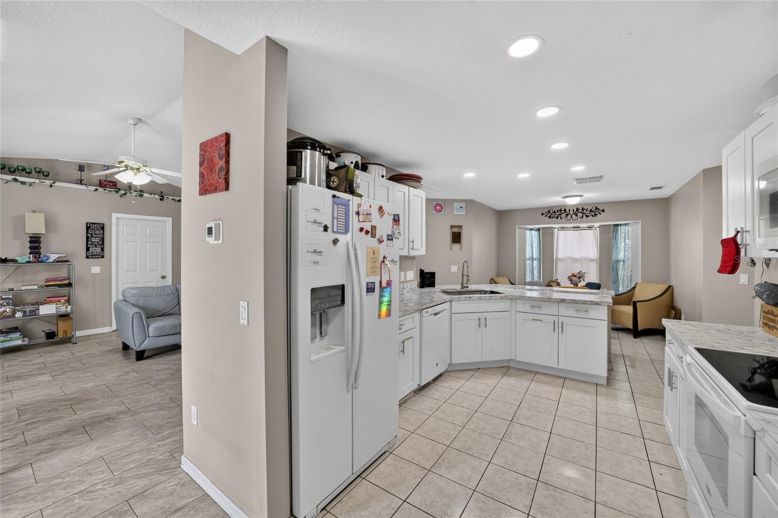 304 Marion Oaks Crse Property Photo 18
