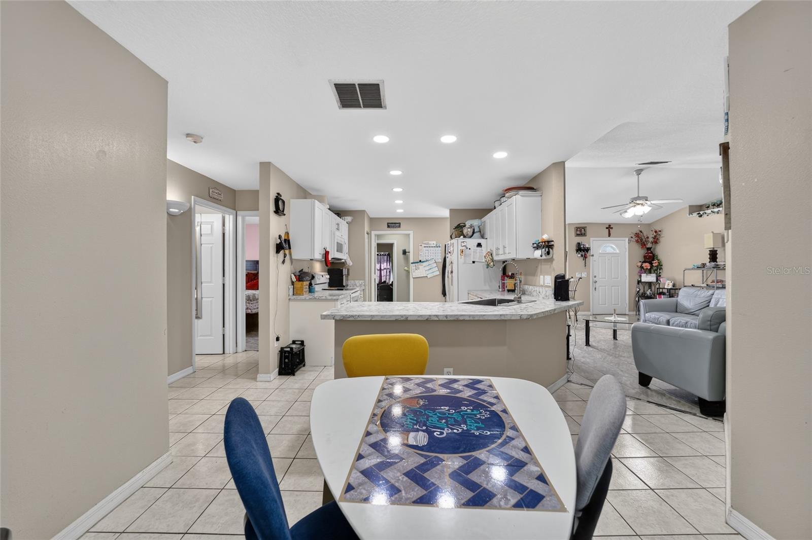 304 Marion Oaks Crse Property Photo 24