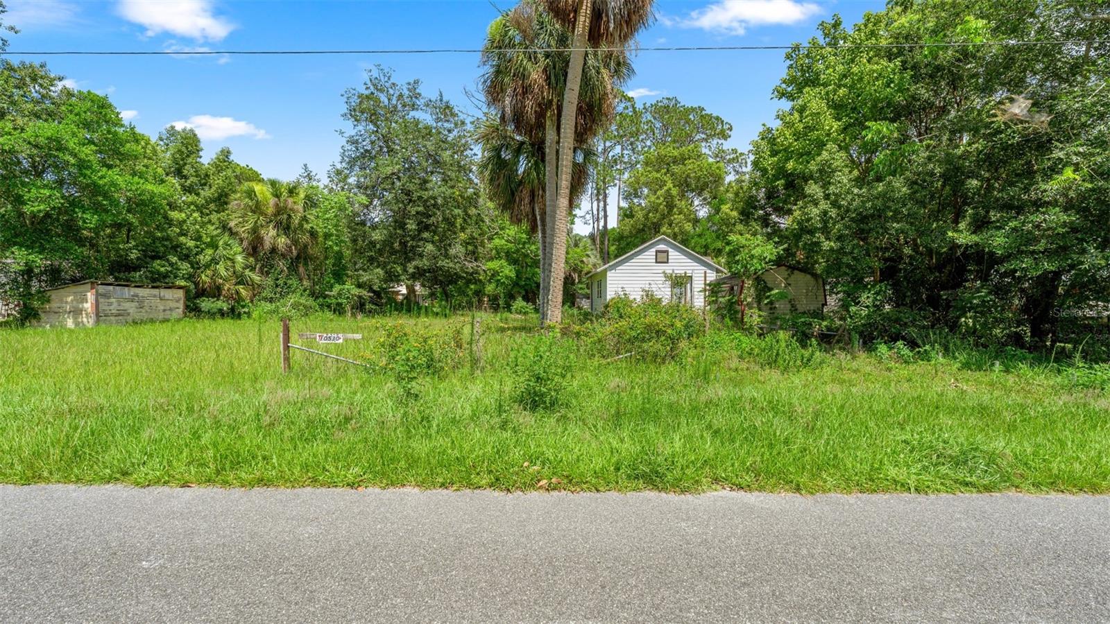 10085 Plum St Property Photo 4