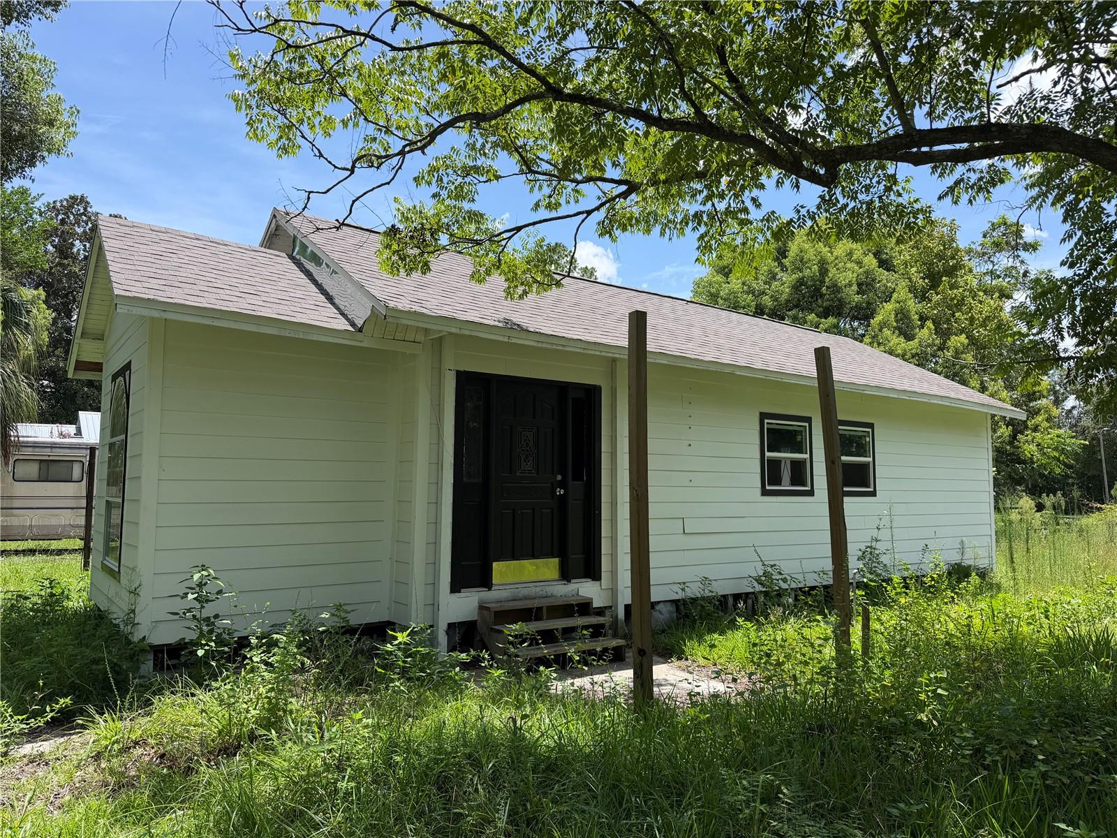 10085 Plum St Property Photo 5