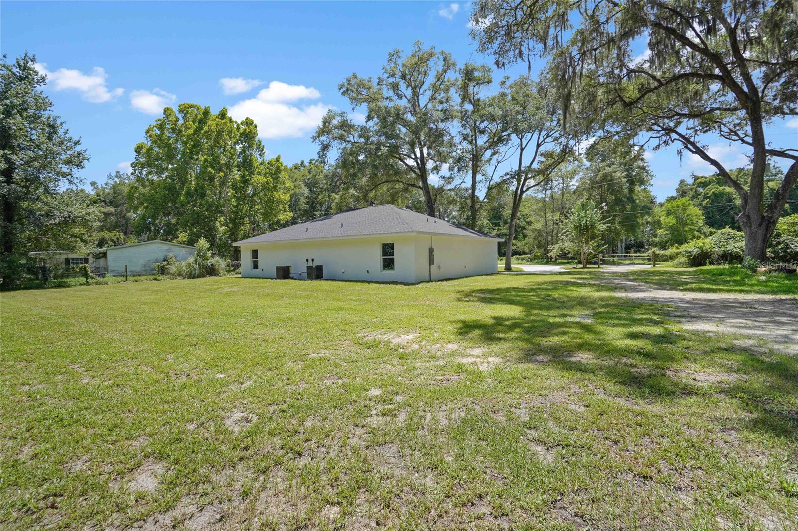 607 Se 4th Dr #a Property Photo 16