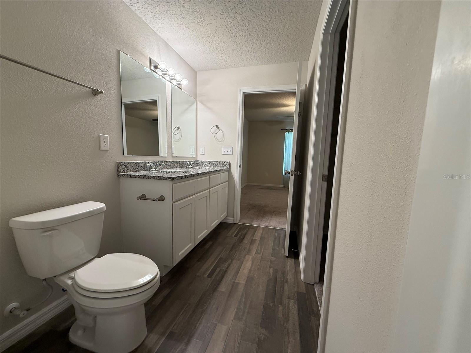 1399 W Cary Dr Property Photo 10