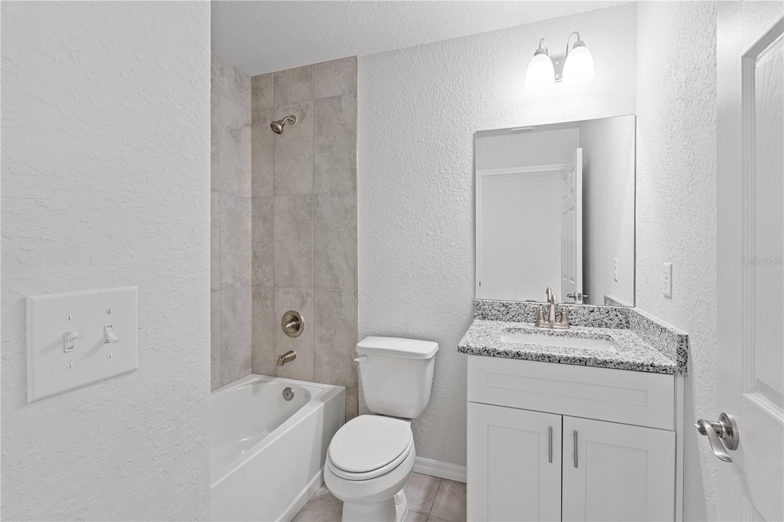 607 Se 4th Dr #a & B Property Photo 24