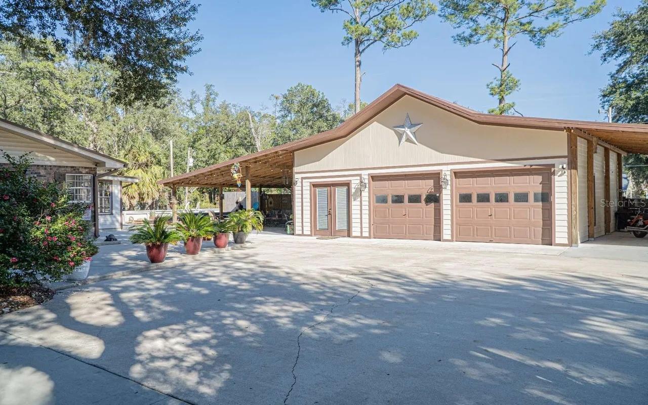 9068 131st Loop Property Photo 18