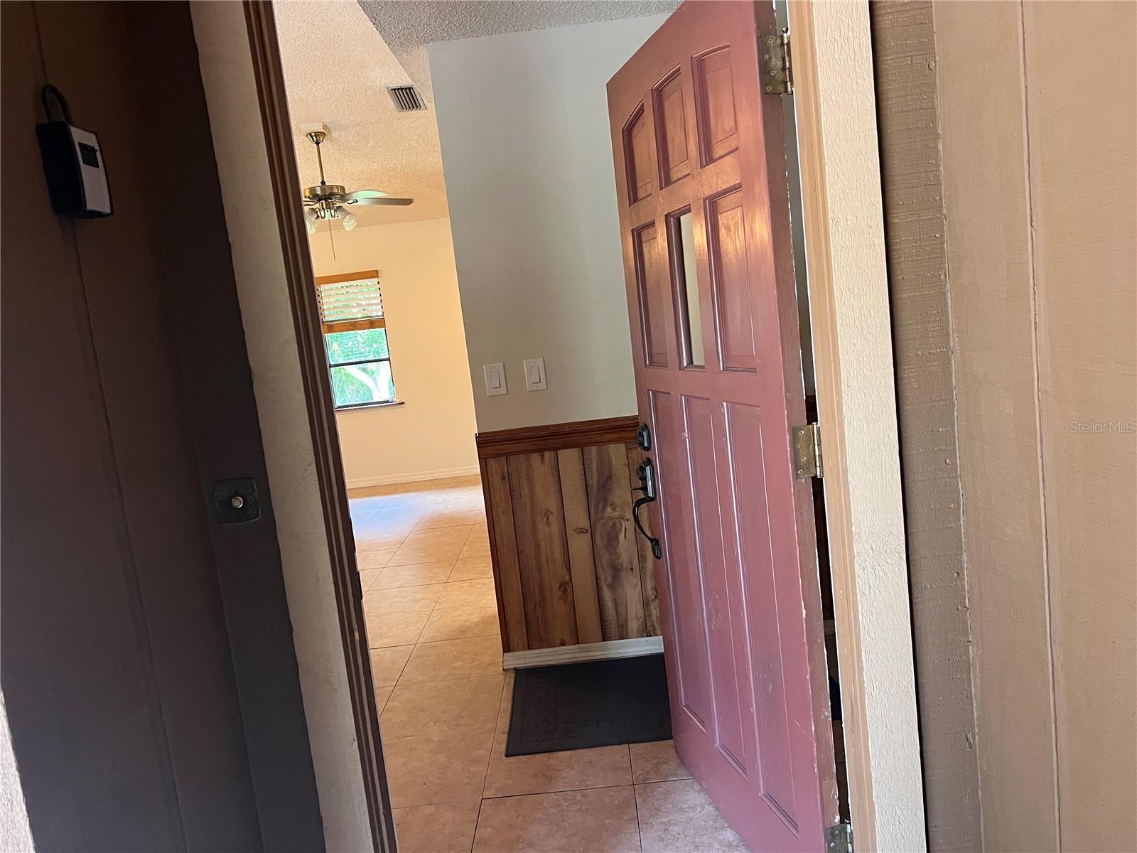 2919 Nicholas Rd Property Photo 4