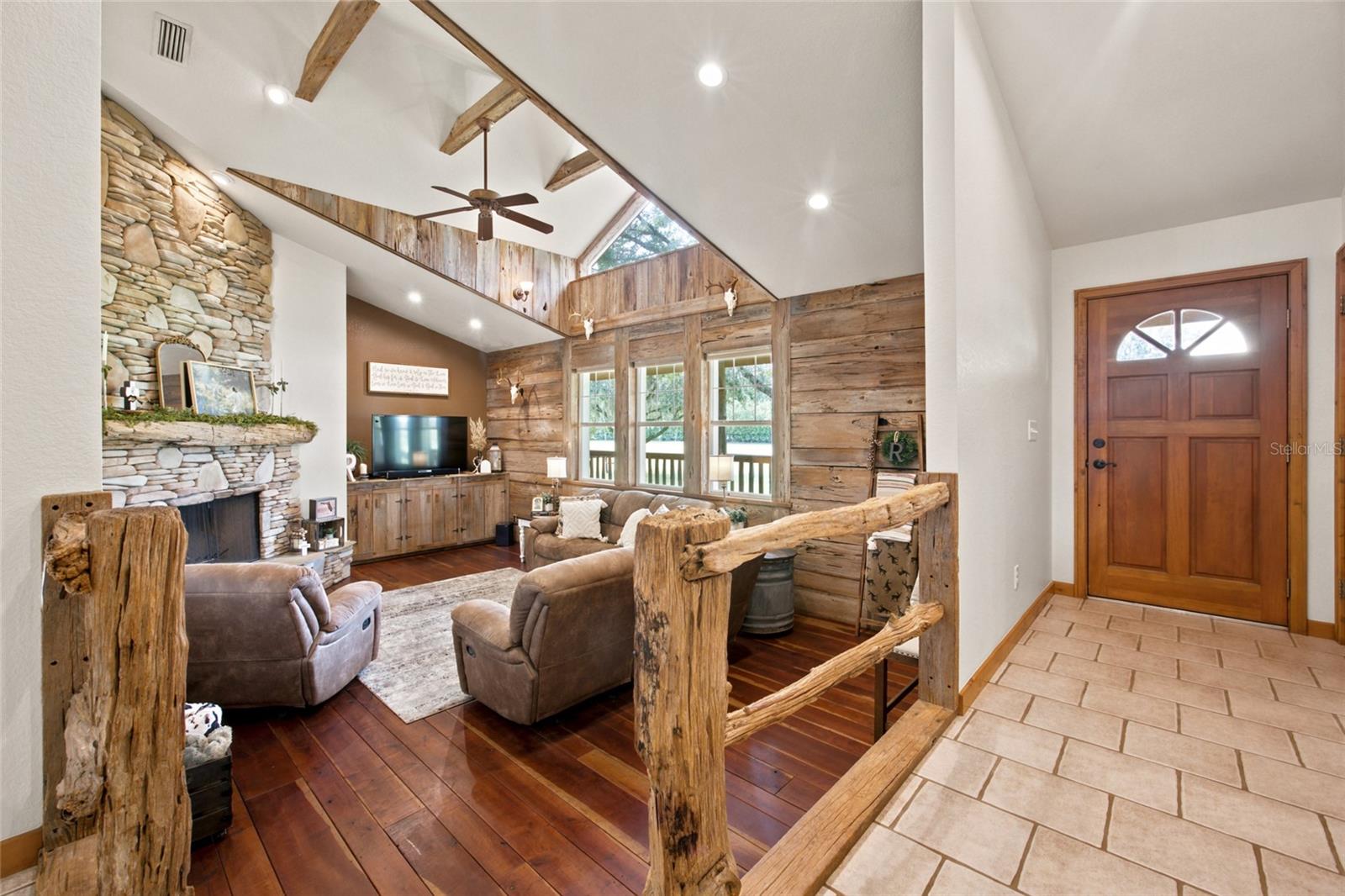 2015 Nw 35th St Property Photo 4