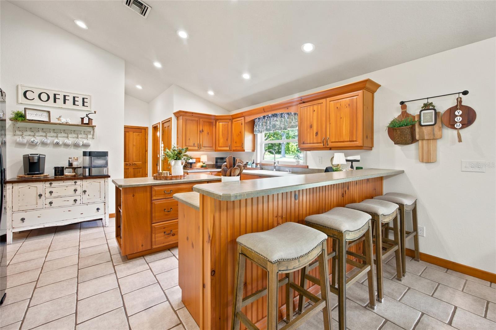 2015 Nw 35th St Property Photo 12