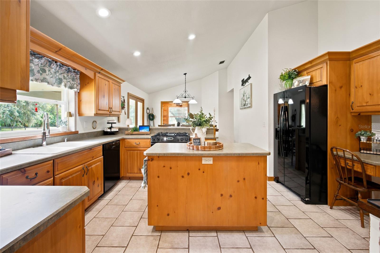 2015 Nw 35th St Property Photo 52