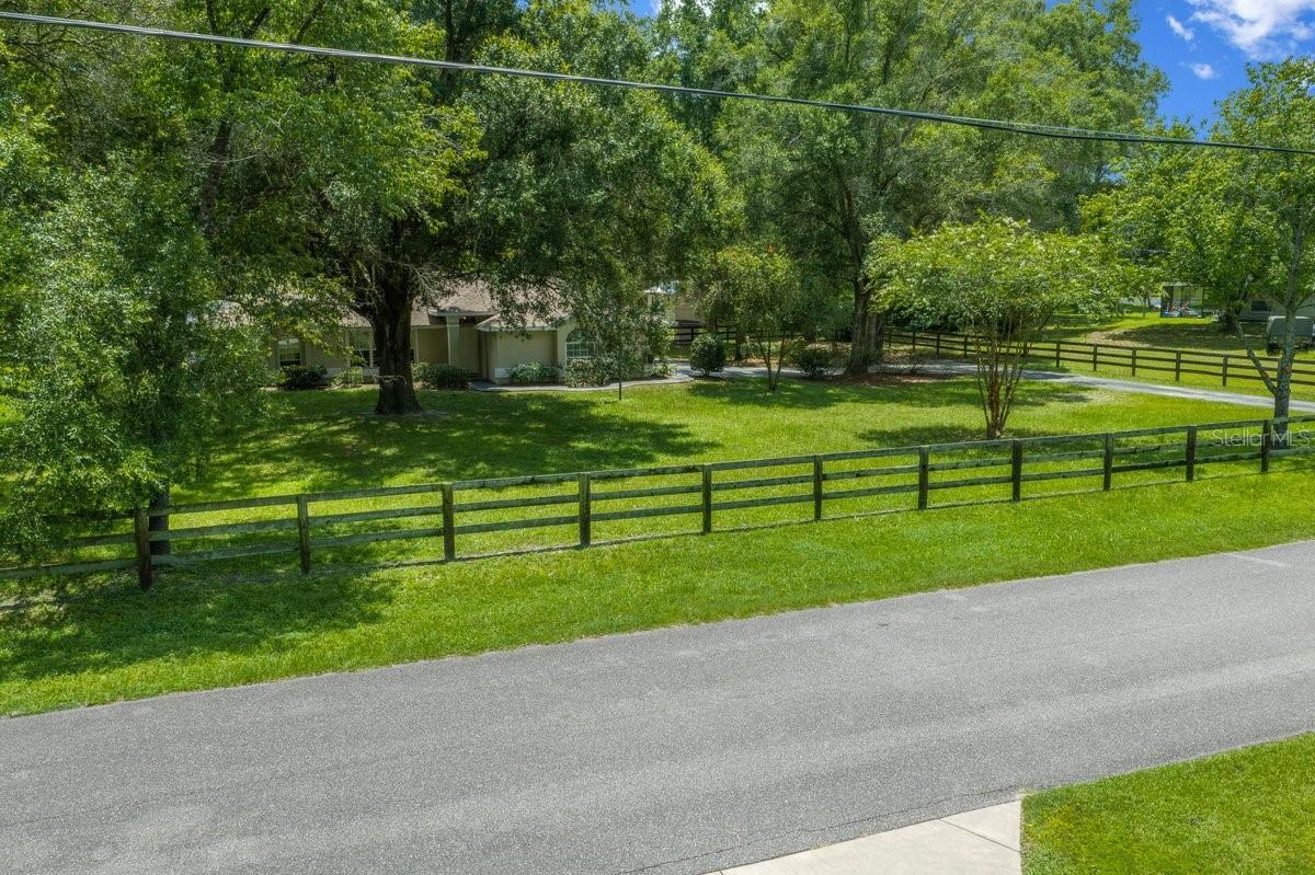 4 Hialeah Dr Property Photo 4