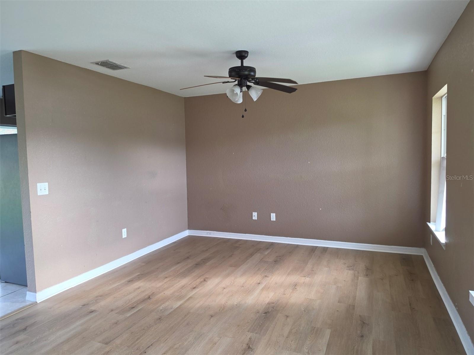 16718 Sw 21st Cir Property Photo 2