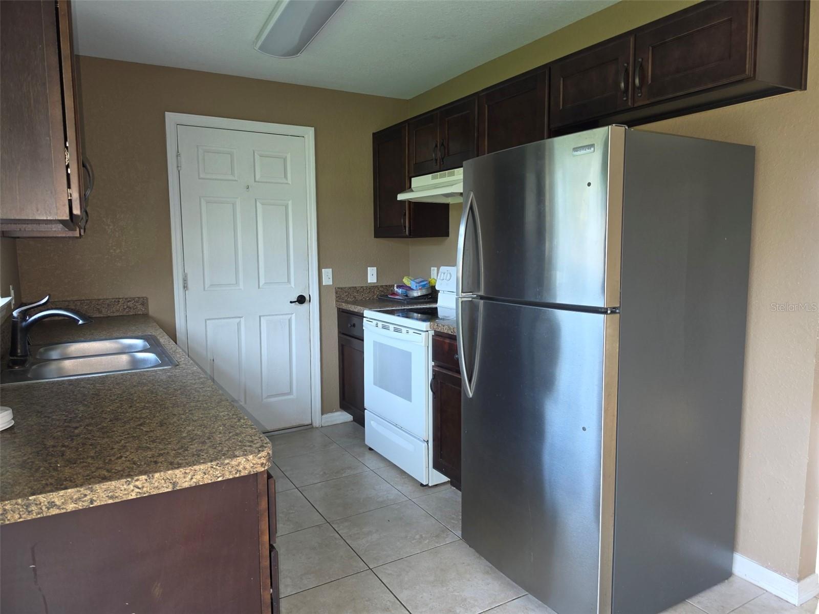 16718 Sw 21st Cir Property Photo 5