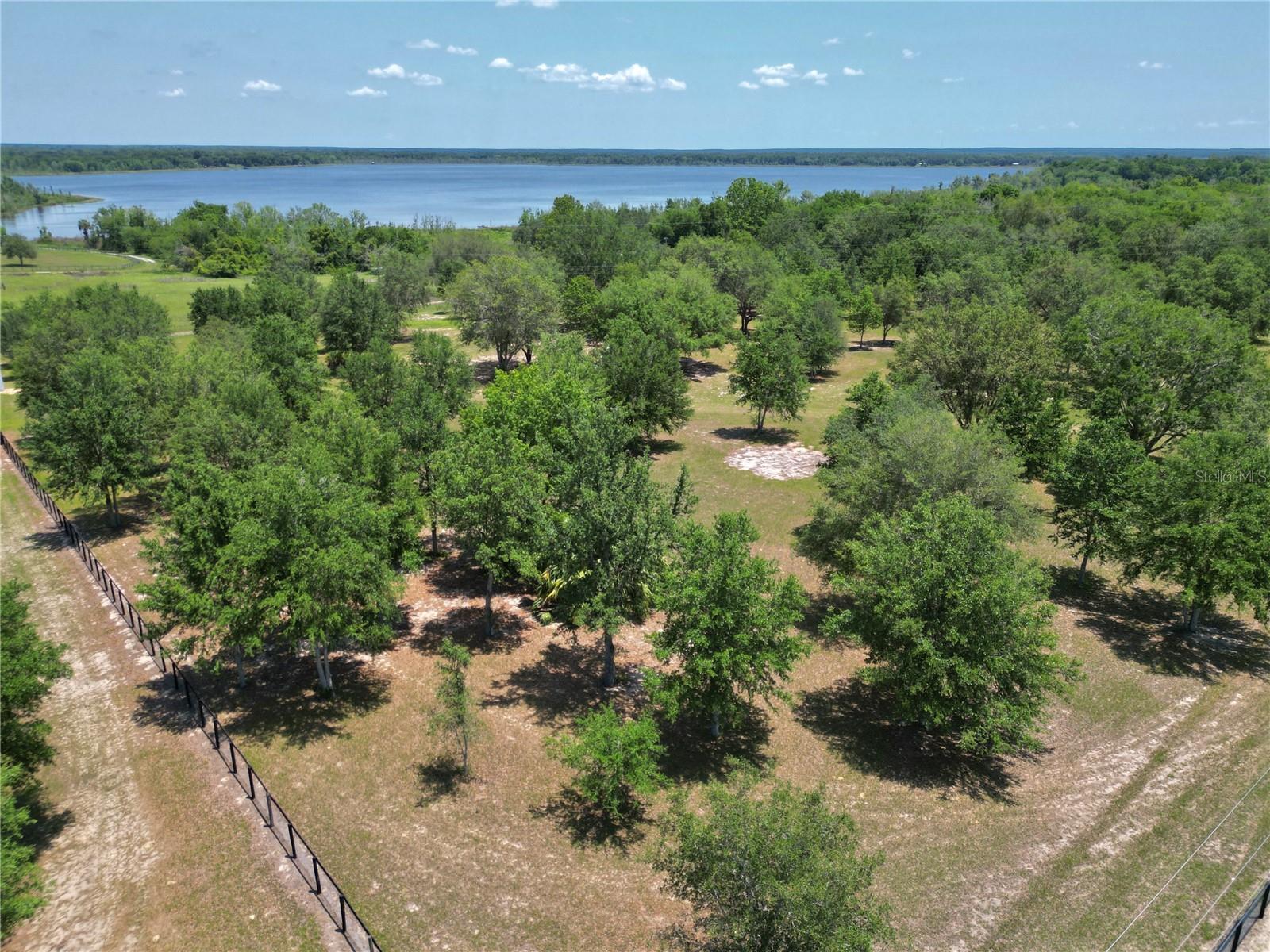 Tbd Se 55 Pl Property Photo 3