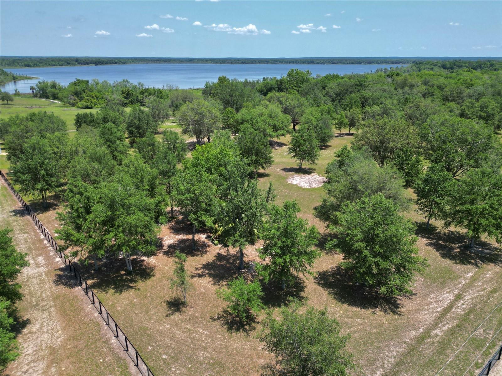 Tbd Se 55 Pl Property Photo 4