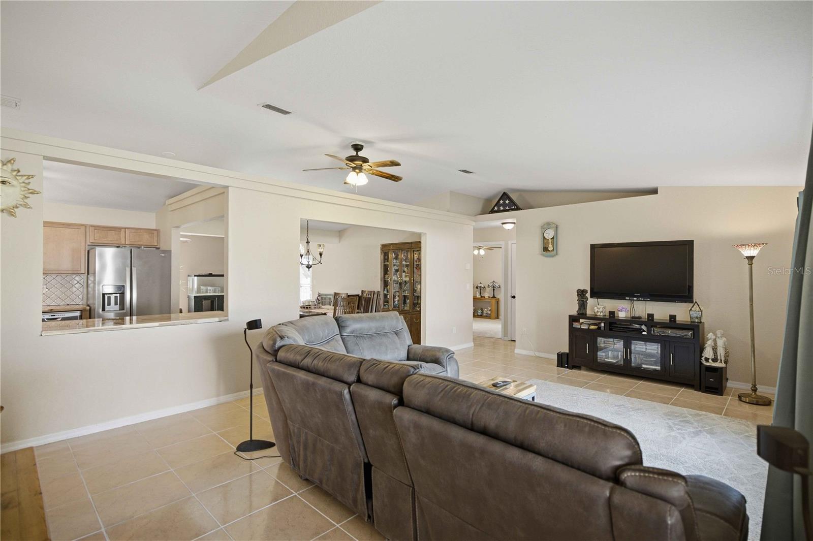 2891 Sw 140th Loop Property Photo 6