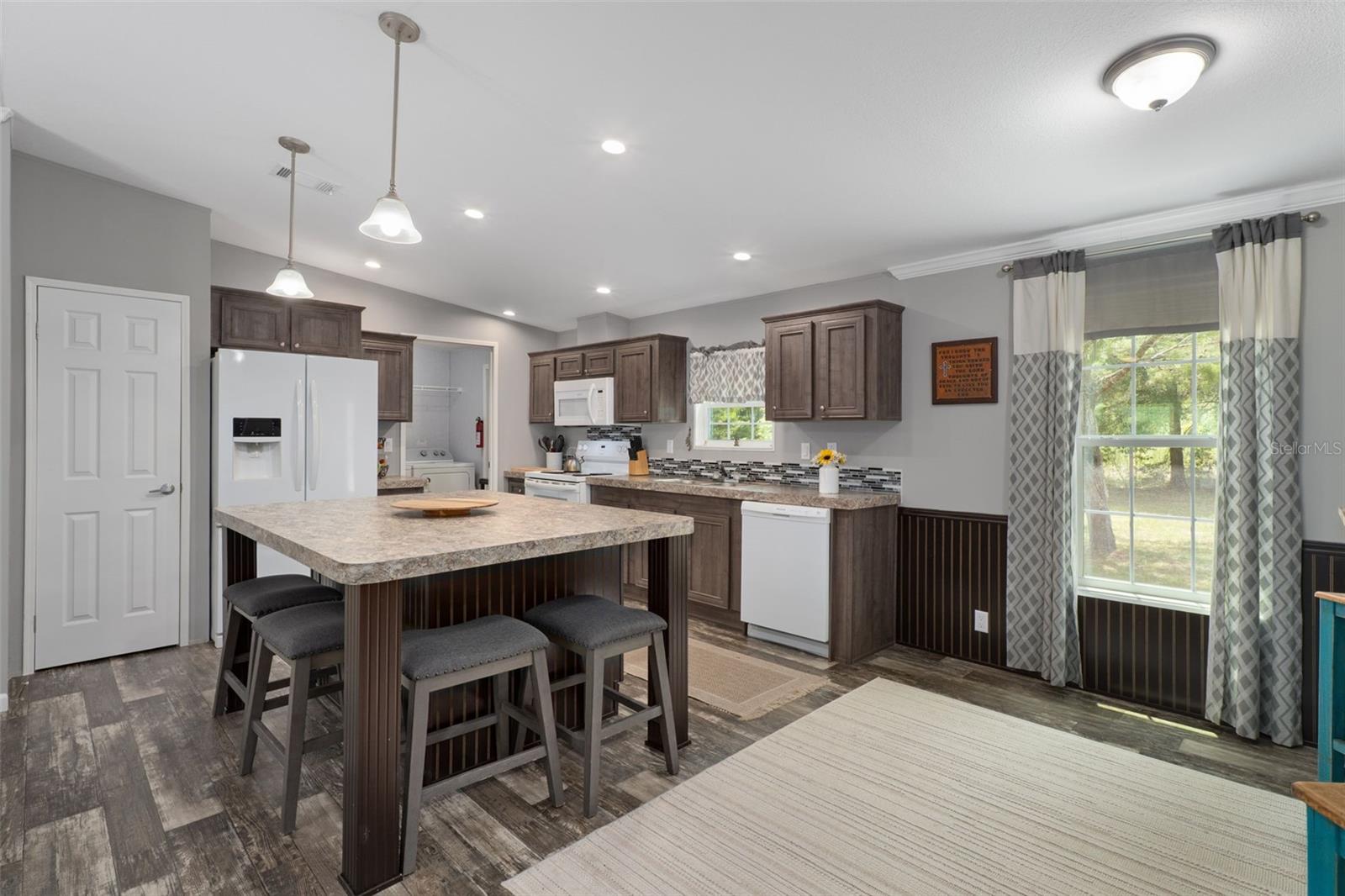 840 N Obrien Pt Property Photo 14