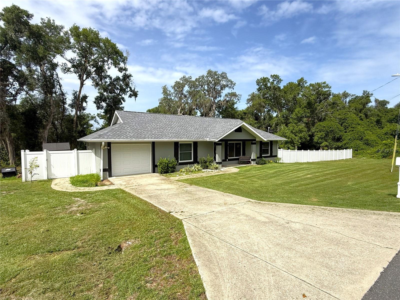 10 Emerald Trl Property Photo 6