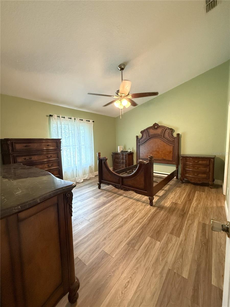 10 Emerald Trl Property Photo 18