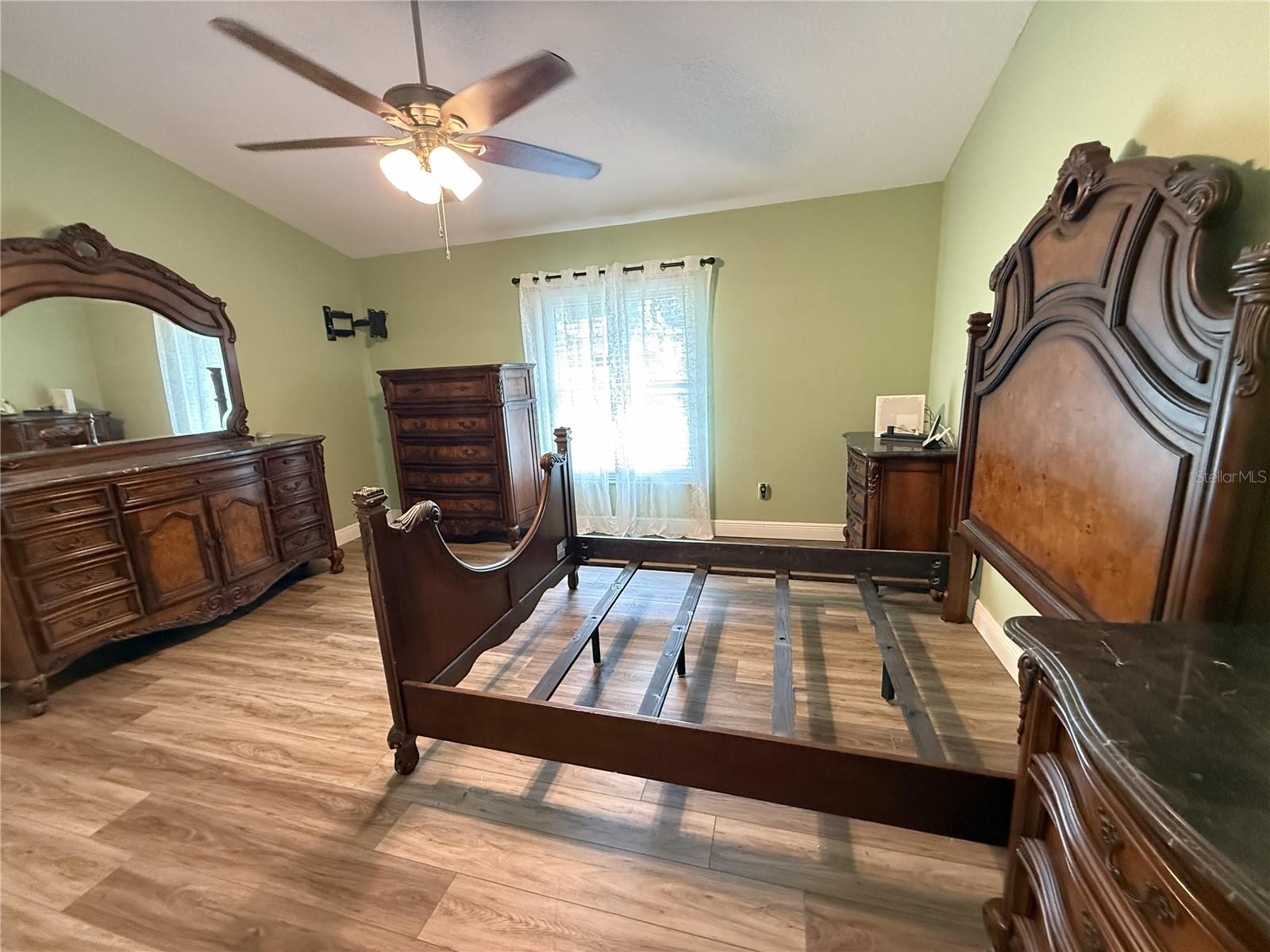 10 Emerald Trl Property Photo 19