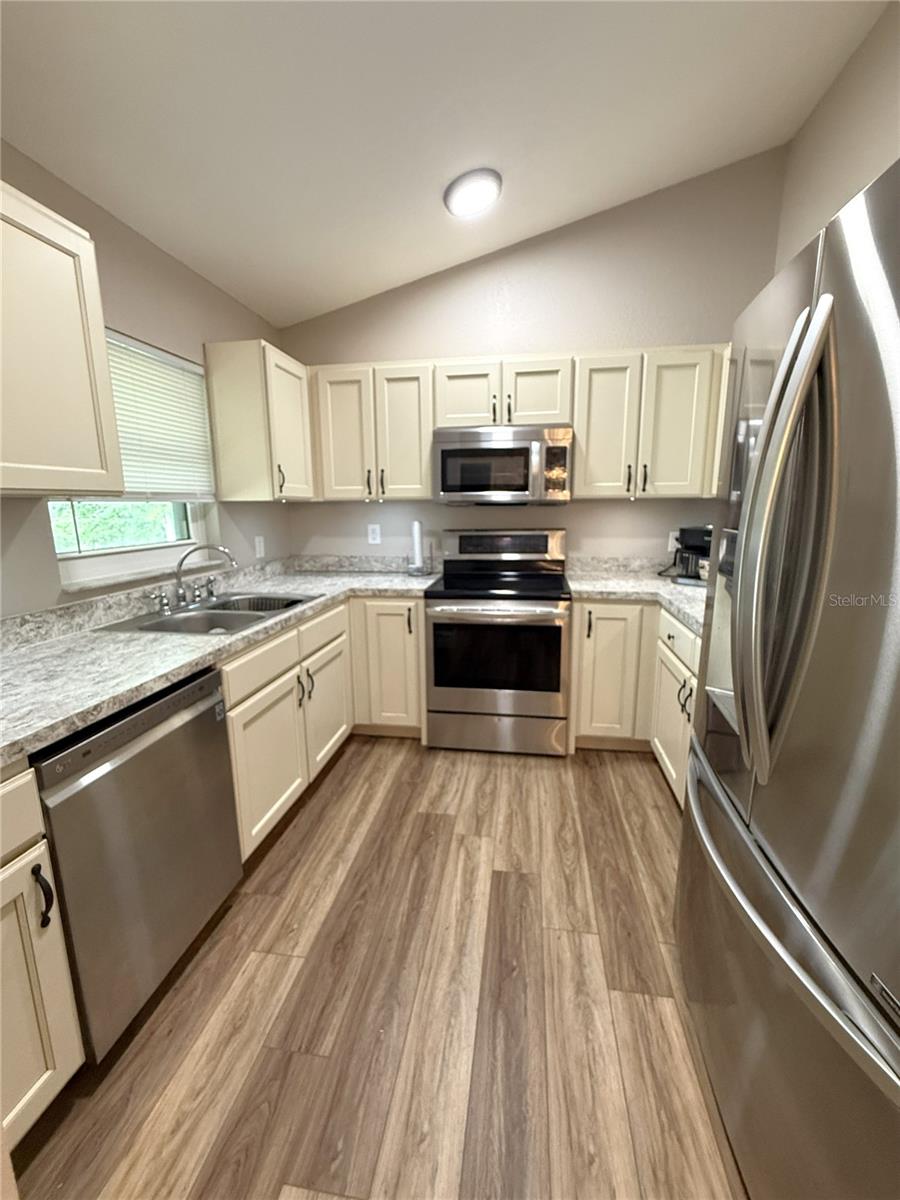 10 Emerald Trl Property Photo 26