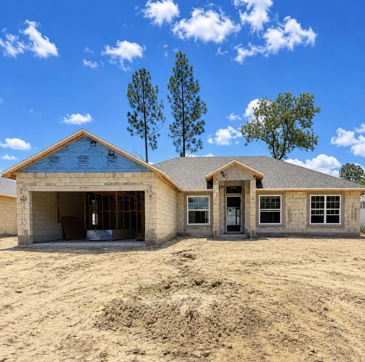 8433 N Inca Property Photo 1