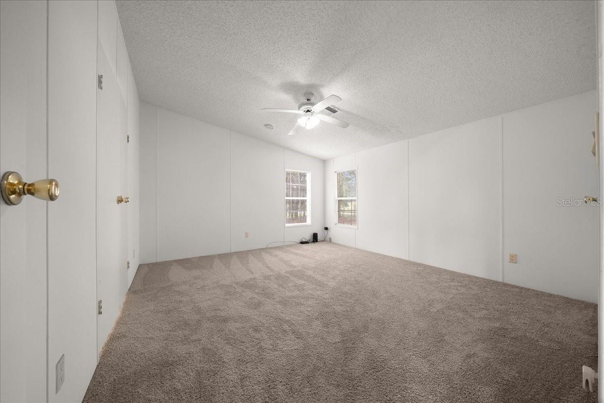 3551 Ne 120th St Property Photo 15