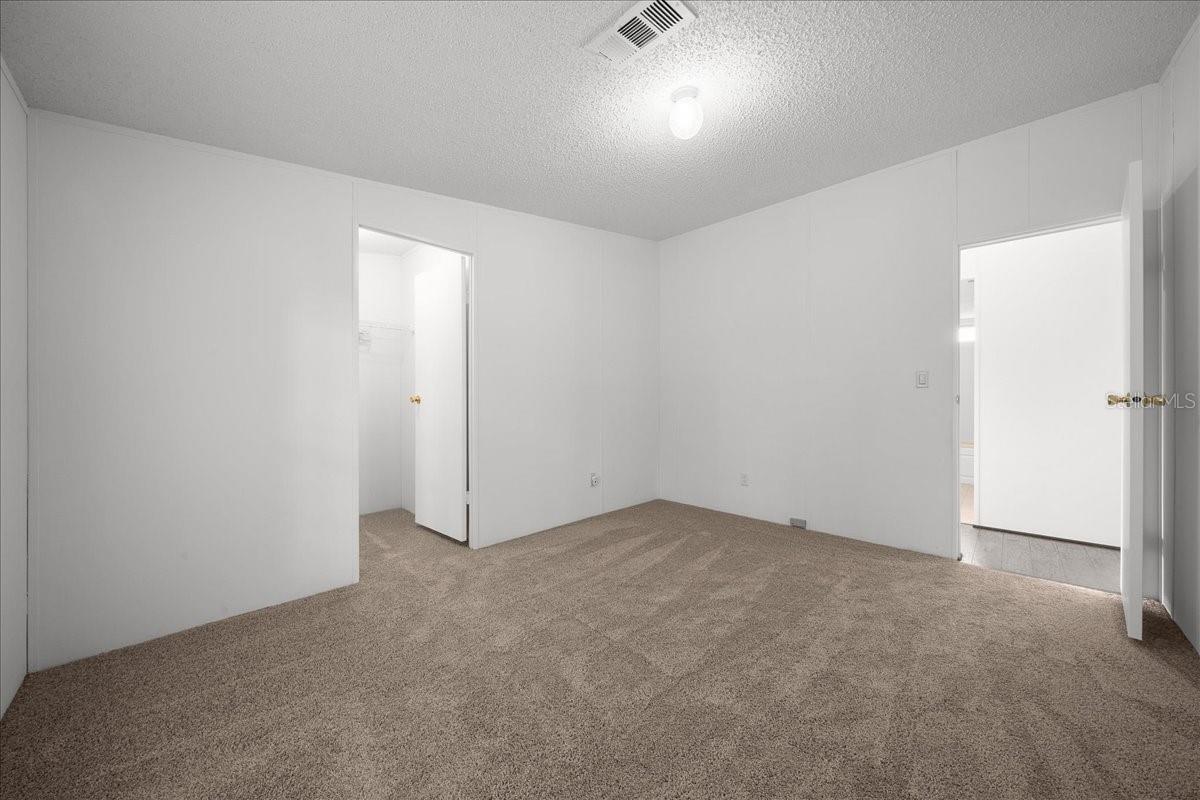 3551 Ne 120th St Property Photo 23