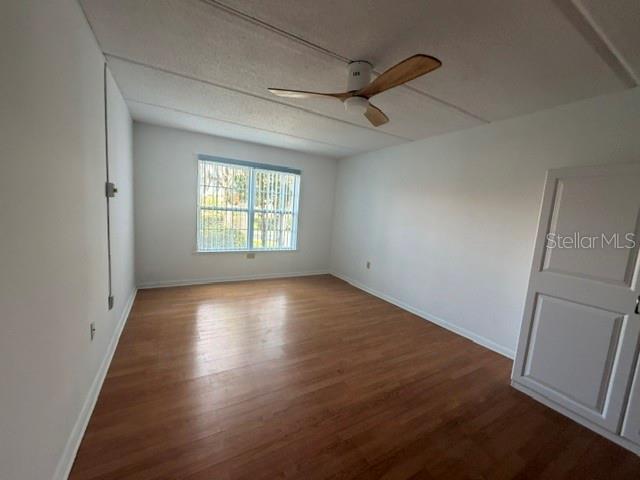 2400 Forest Dr #103 Property Photo 5
