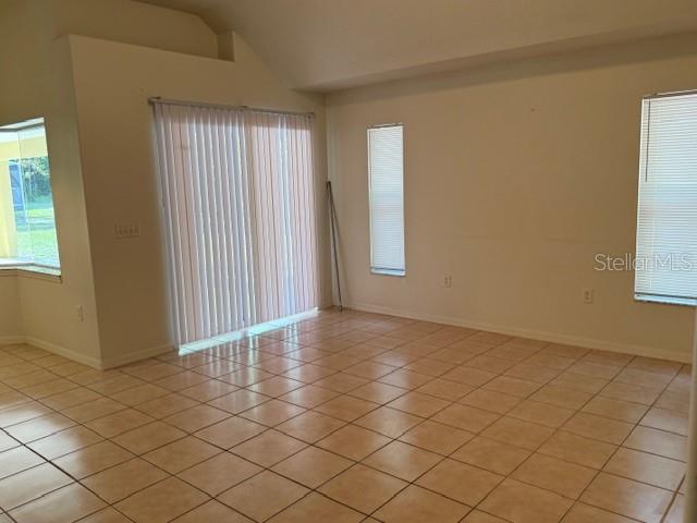 8005 Sw 134th Loop Property Photo 8