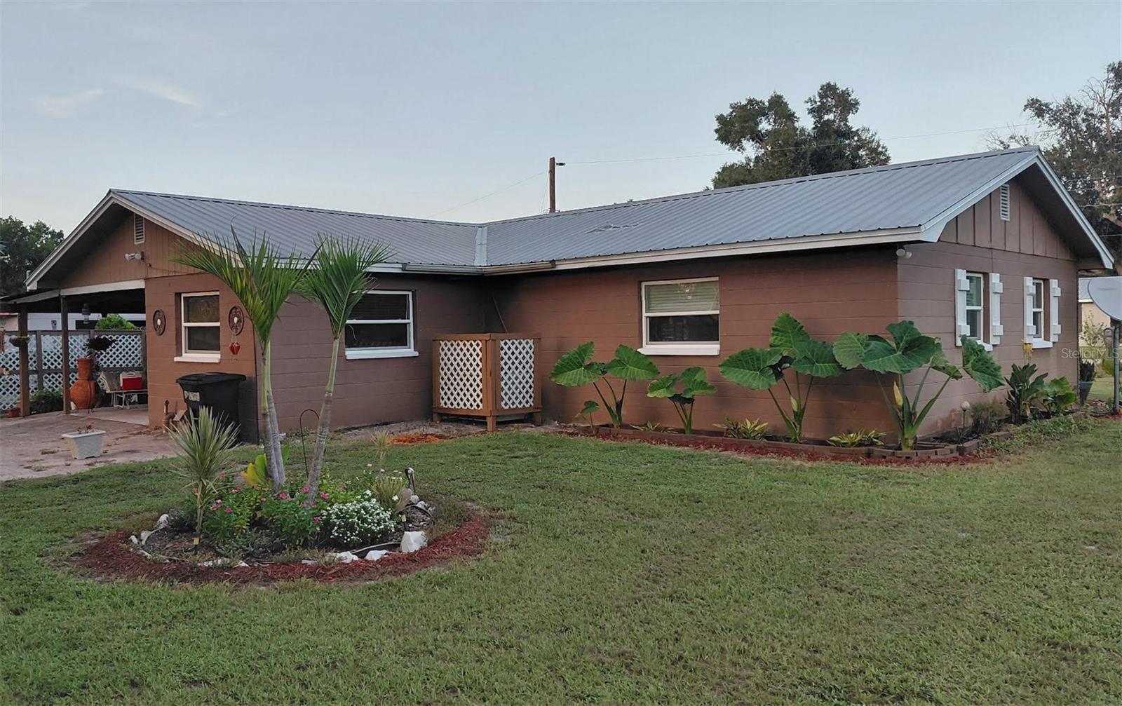 2260 Sw Lois Ave Property Photo 1