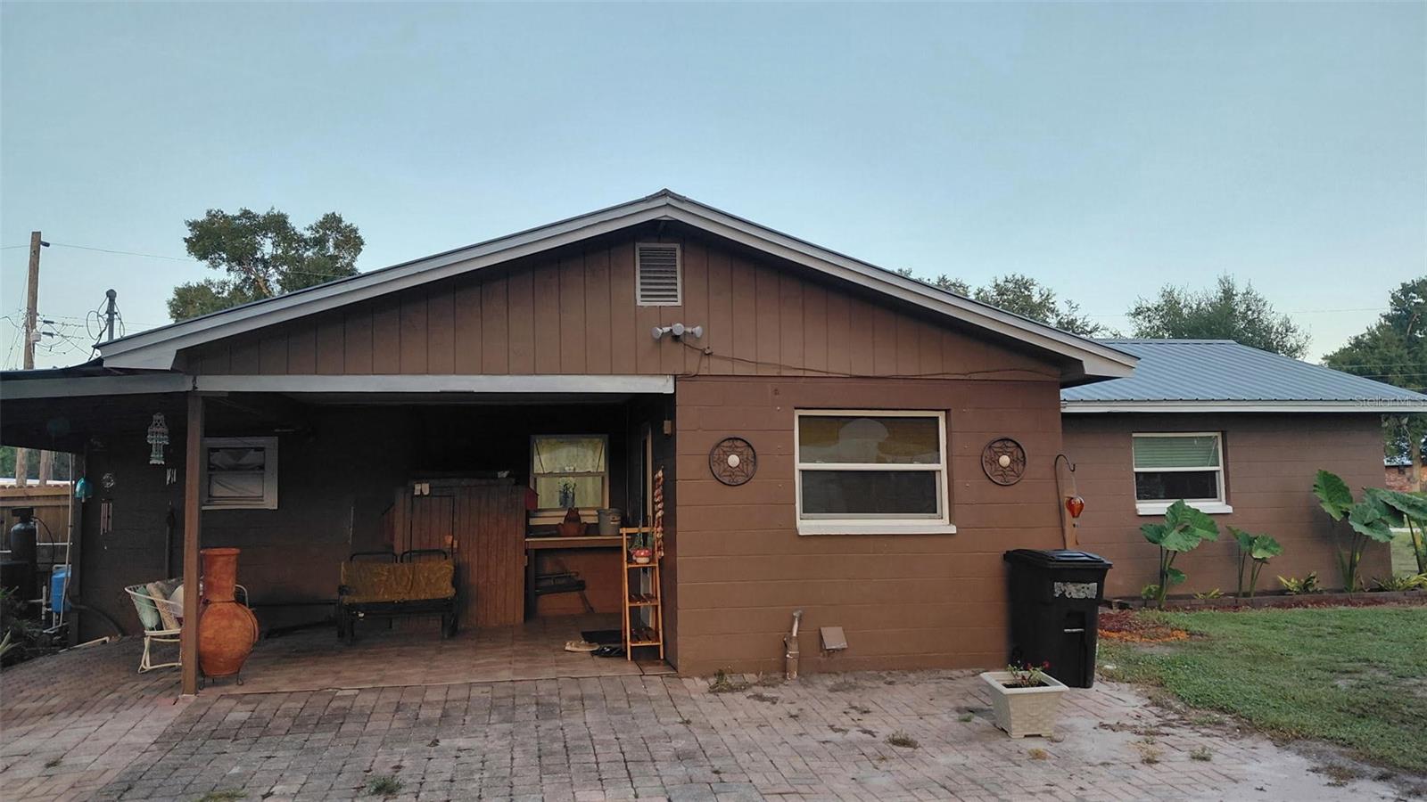2260 Sw Lois Ave Property Photo 6