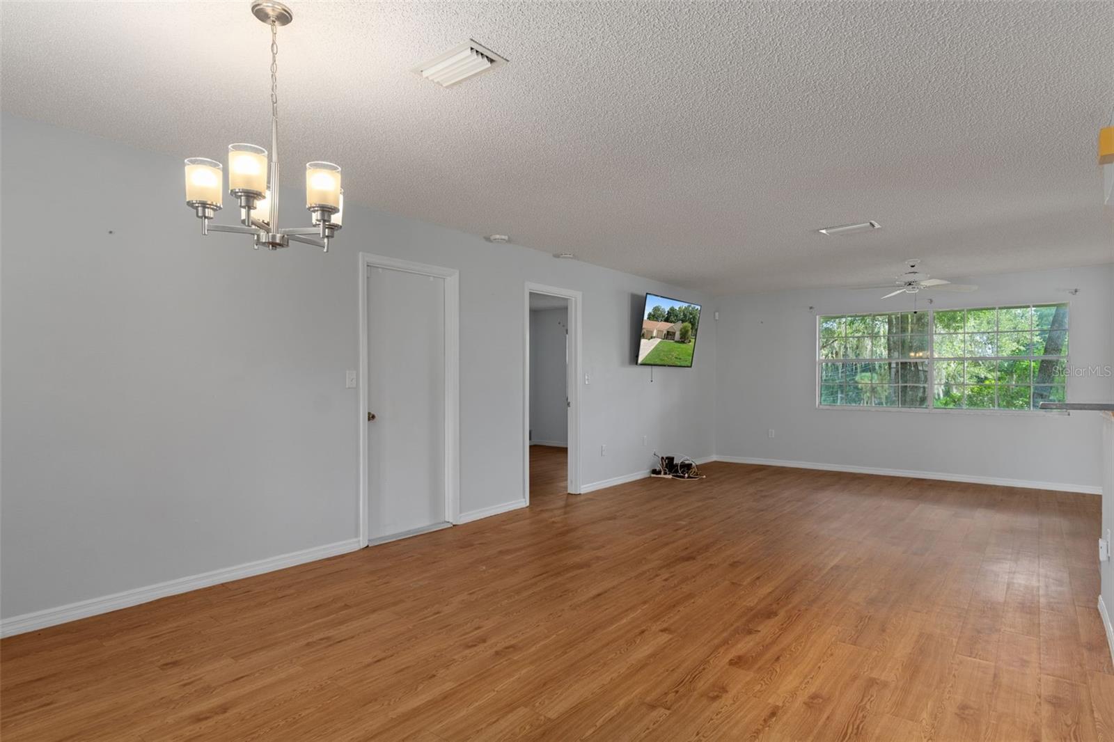 3644 N Laurelwood Loop Property Photo 8