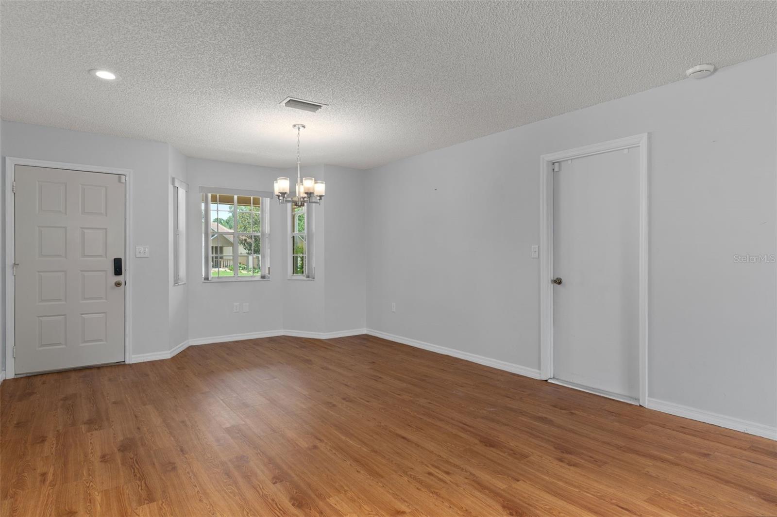 3644 N Laurelwood Loop Property Photo 13