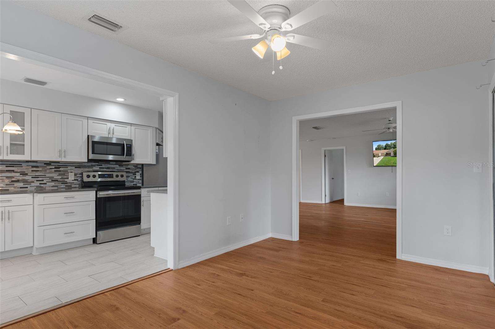 3644 N Laurelwood Loop Property Photo 28