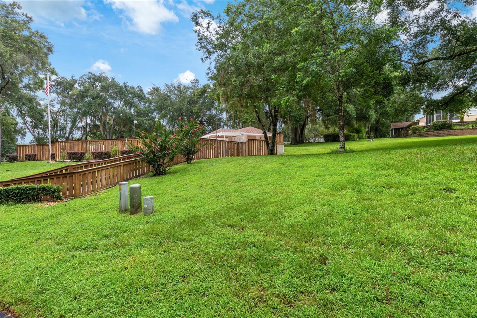 3644 N Laurelwood Loop Property Photo 61