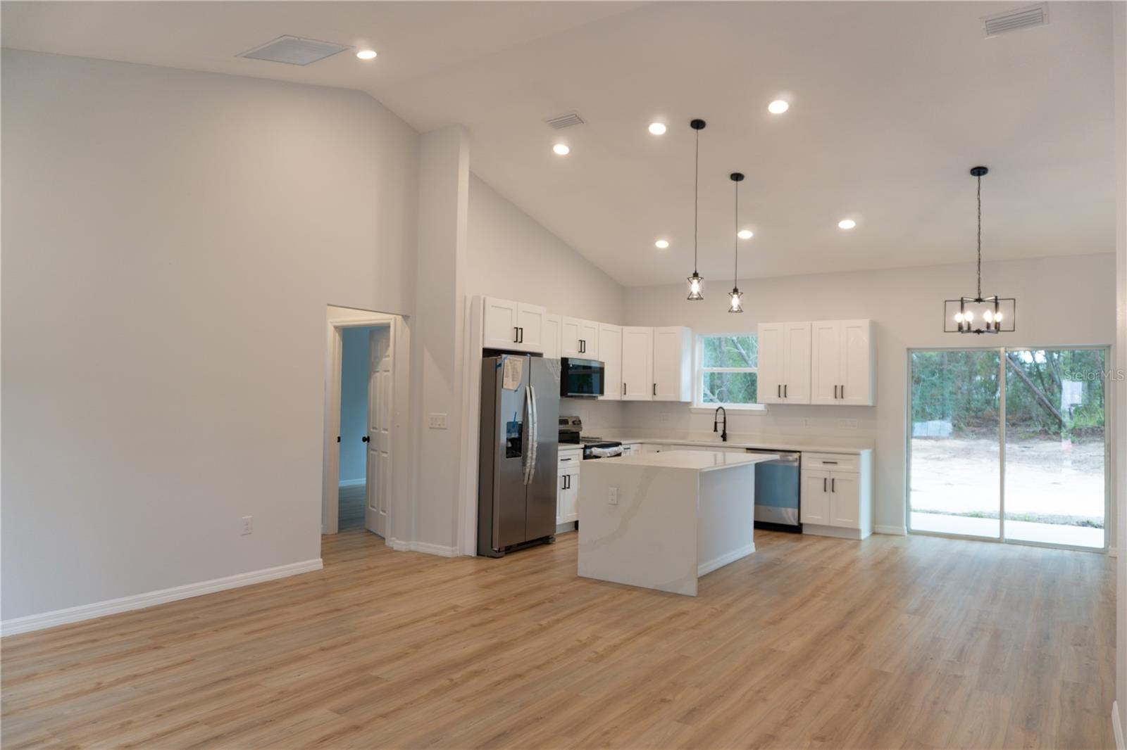 16 Hemlock Trl Property Photo 2