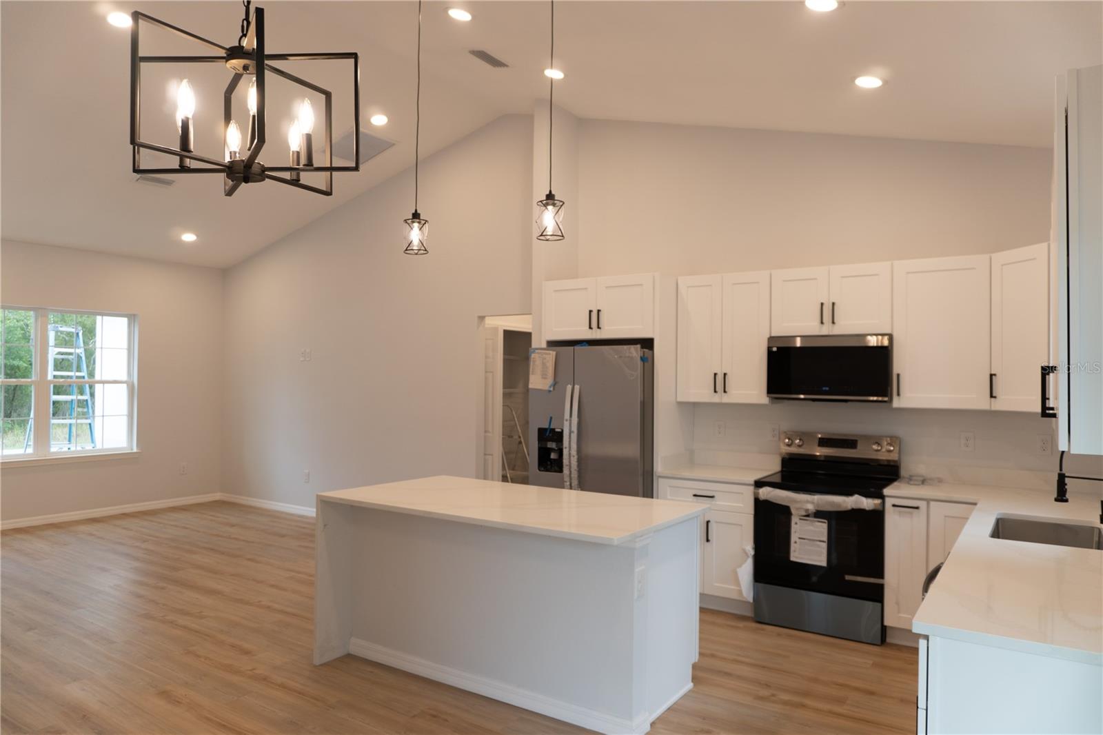 16 Hemlock Trl Property Photo 3