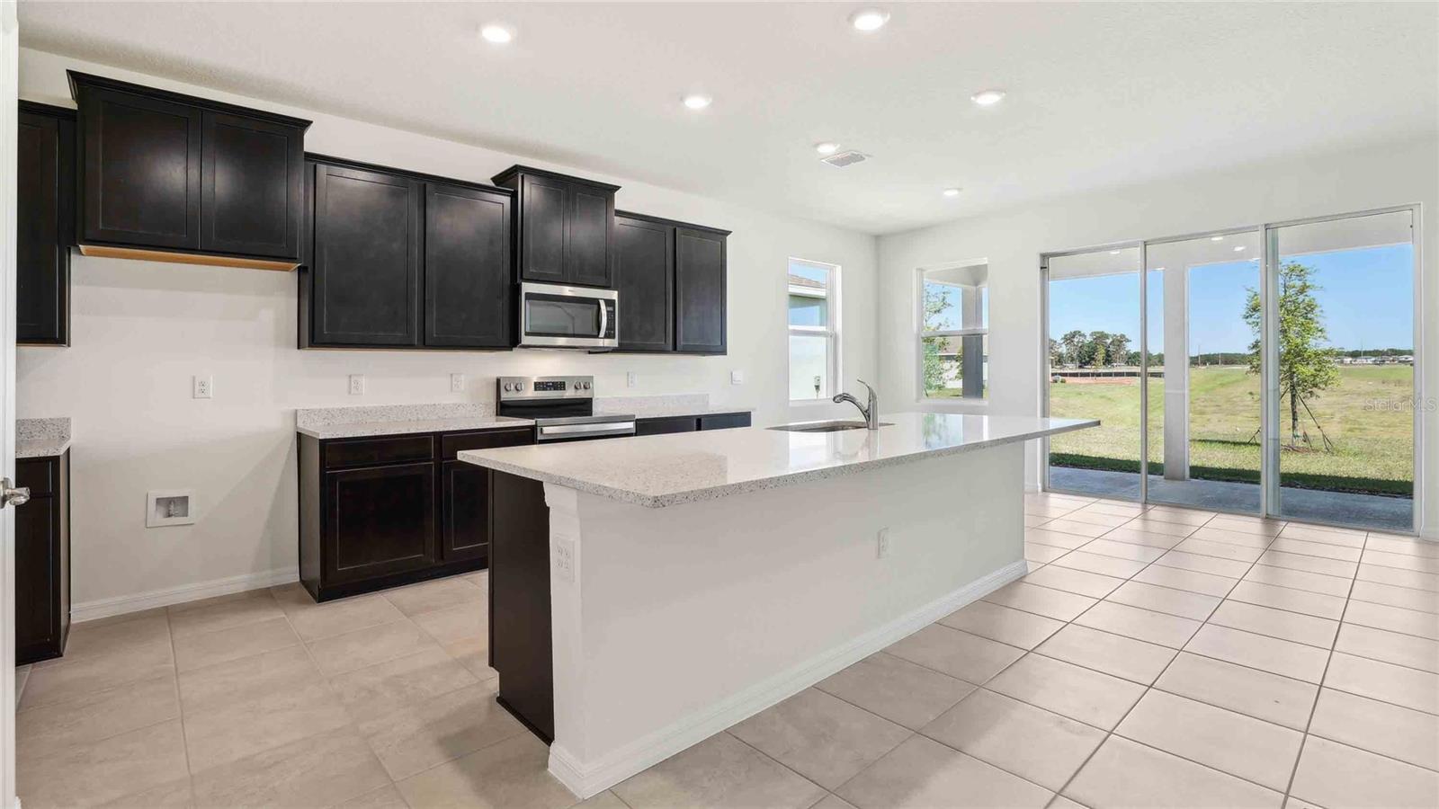 3014 Canopy Oak Blvd Property Photo 3