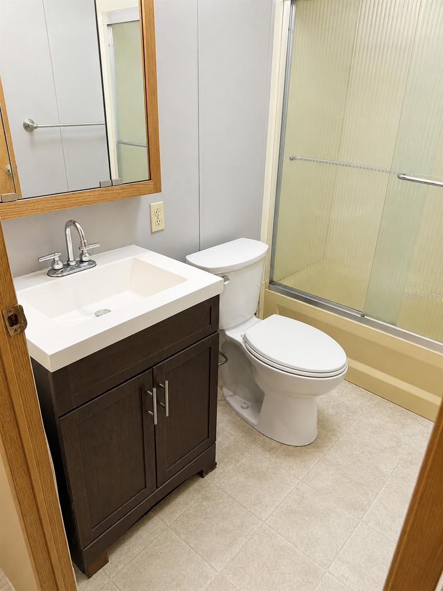 3820 Se 93rd Pl Property Photo 6