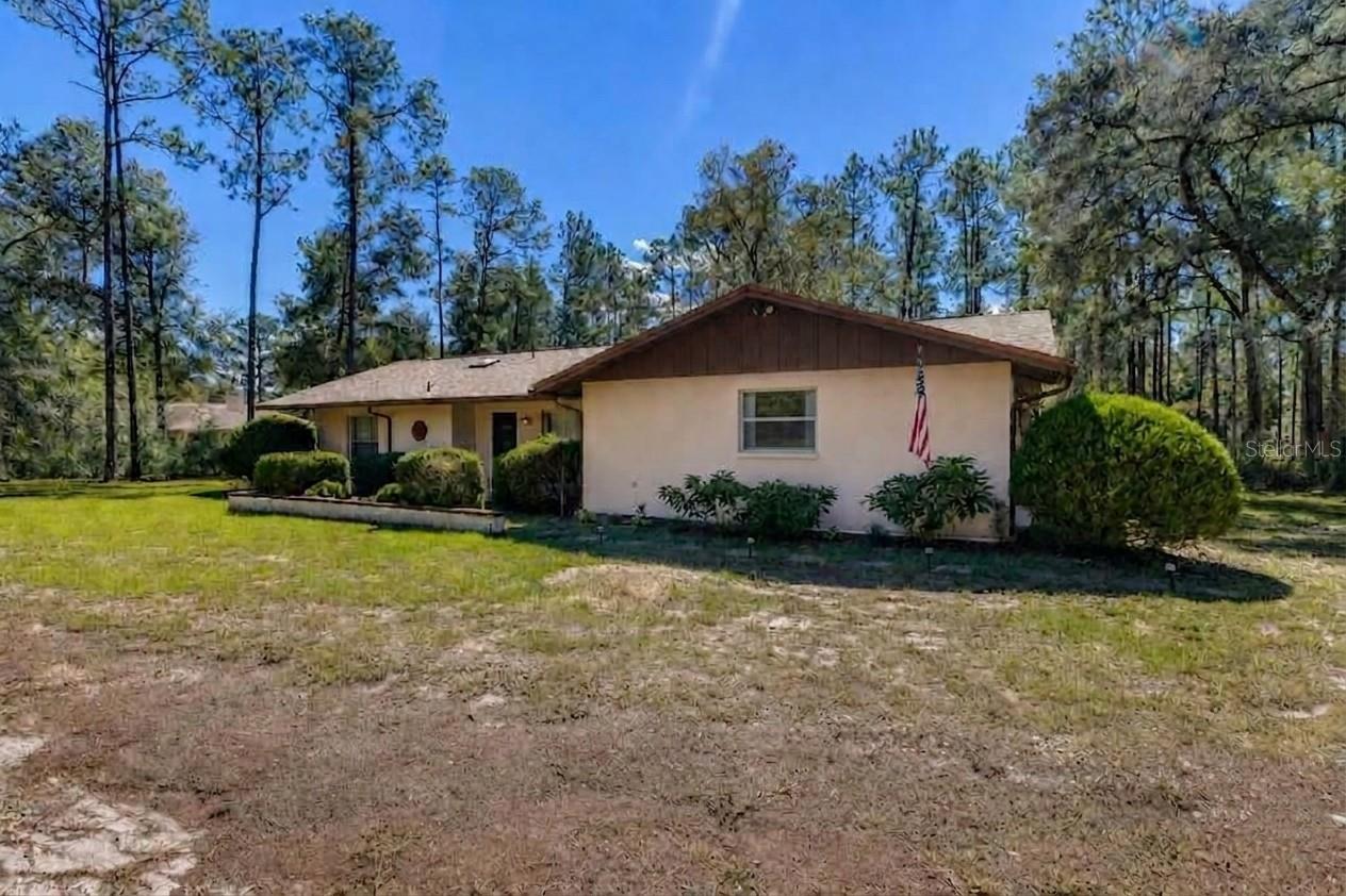 20790 Sw 88th Place Rd Property Photo 1