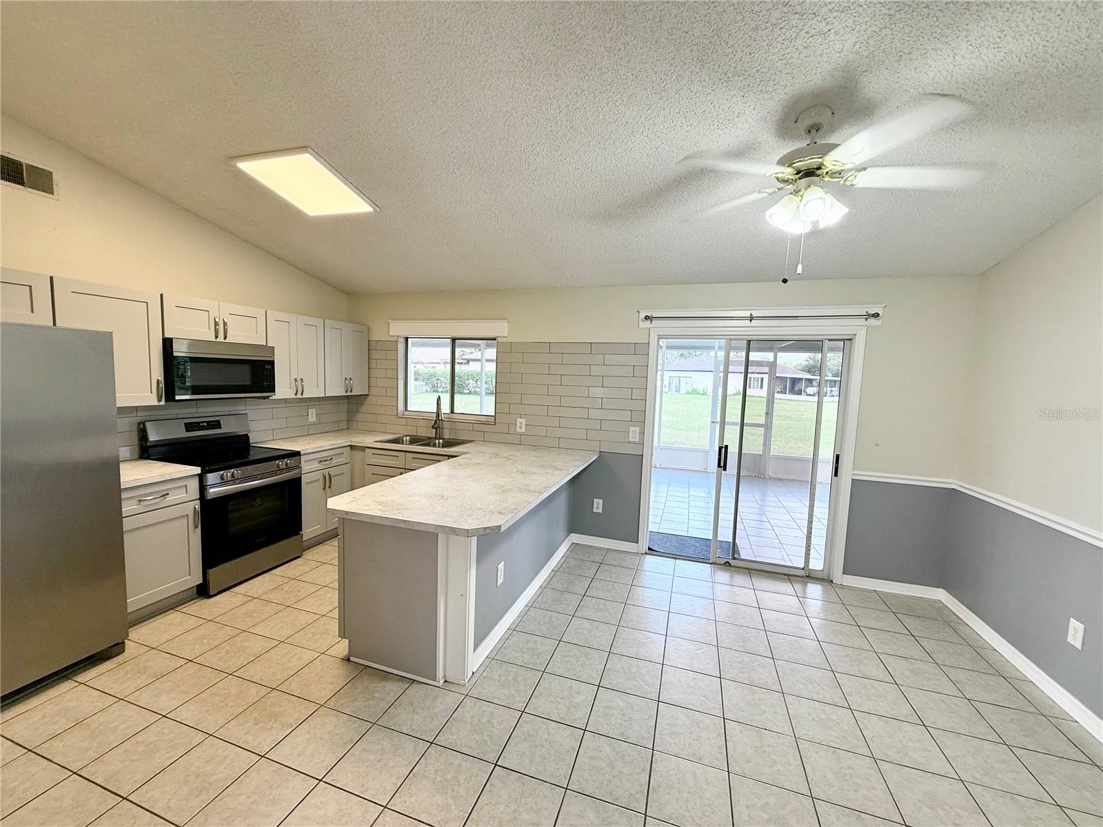 5 Hickory Loop Pass Property Photo 3