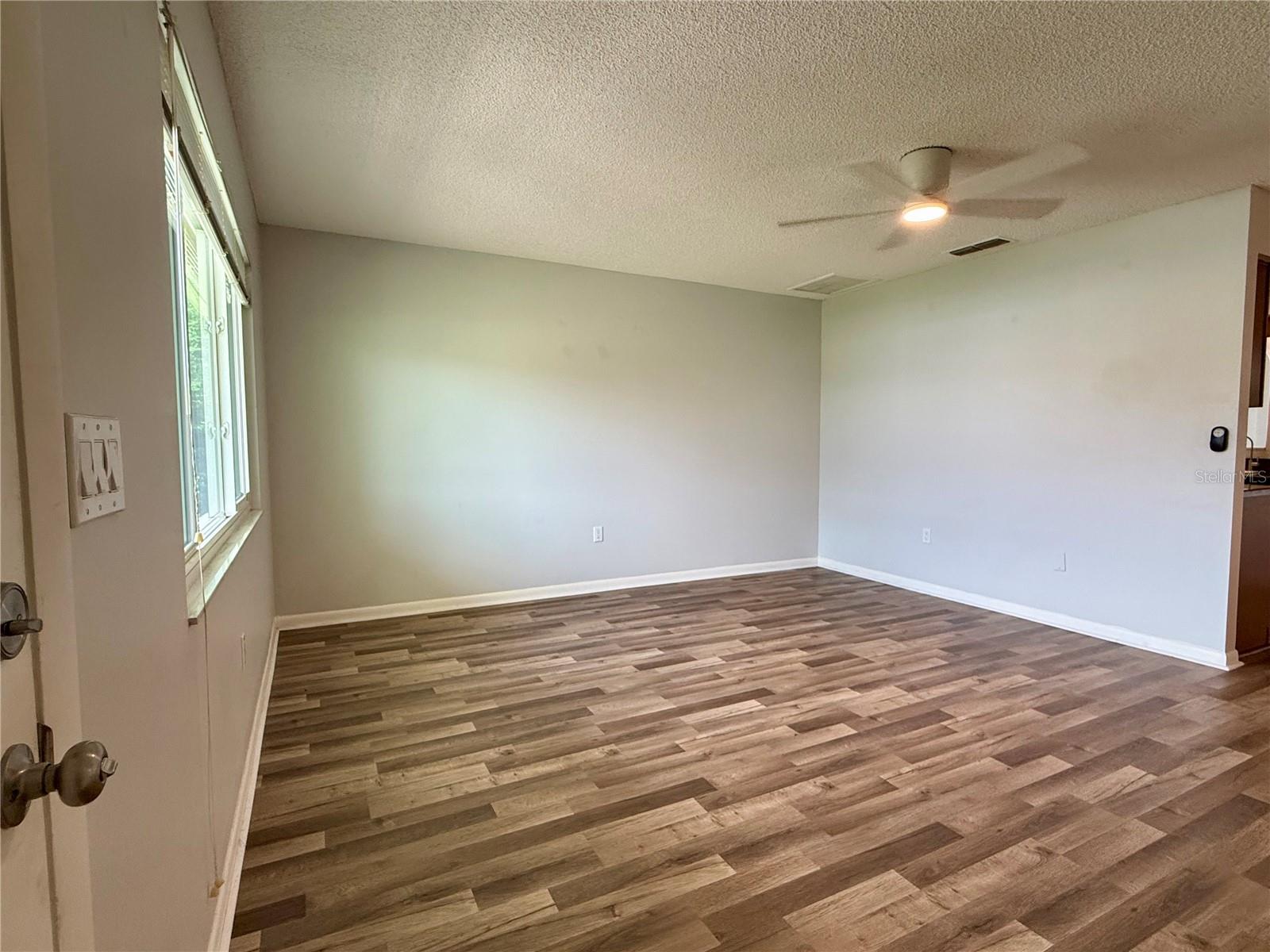 10960 Sw 75th Ave Property Photo 3