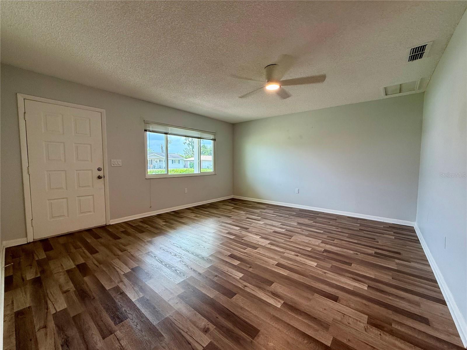 10960 Sw 75th Ave Property Photo 4