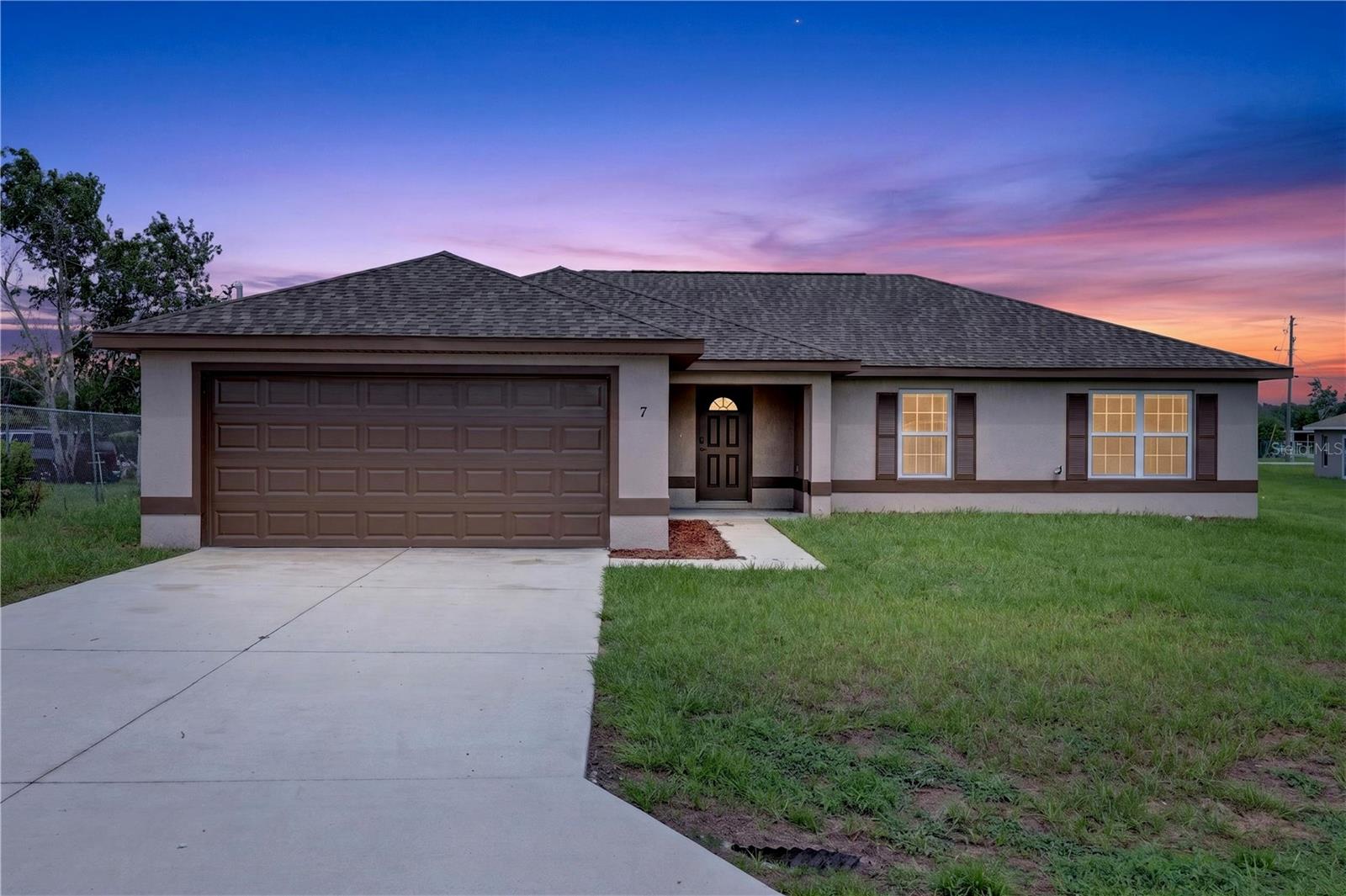 7 Willow Run Dr Property Photo 1