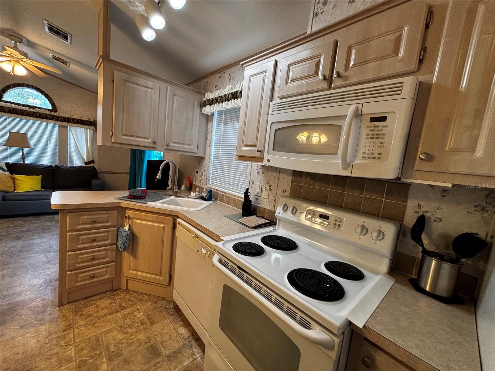 25296 141st St Ne #380 Property Photo 10