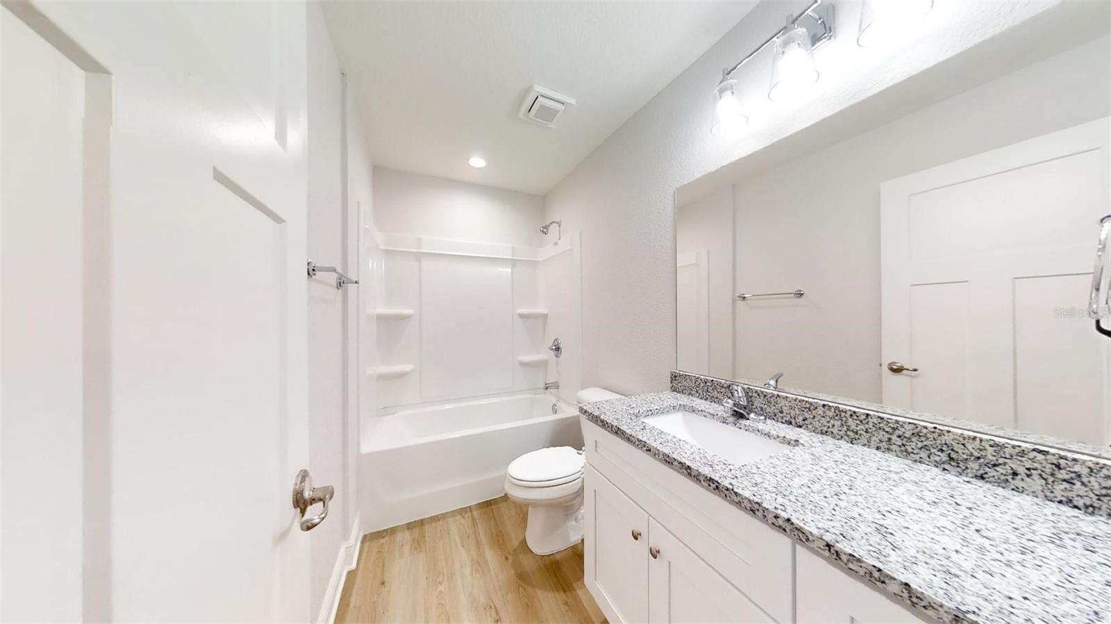24304 Nw Tamarind Ln Property Photo 8