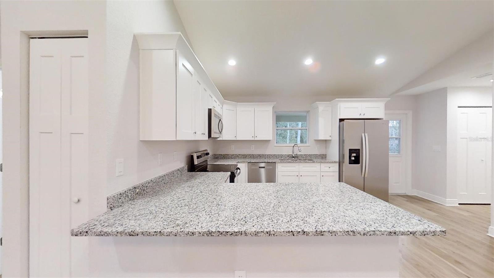24304 Nw Tamarind Ln Property Photo 12