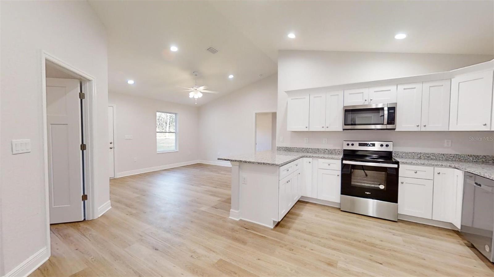 24304 Nw Tamarind Ln Property Photo 16
