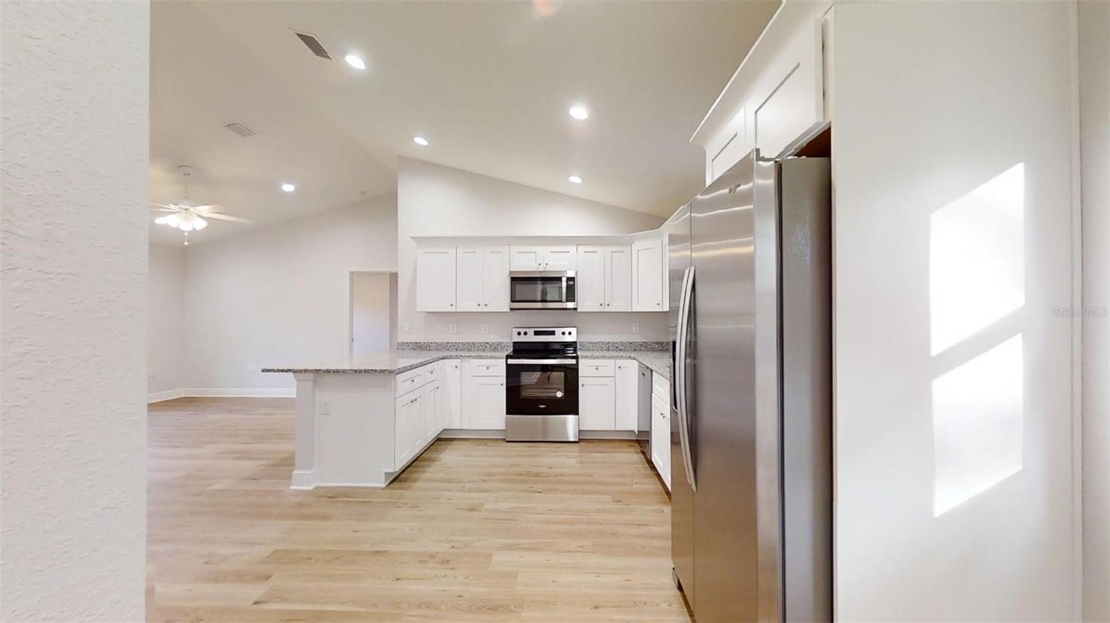24304 Nw Tamarind Ln Property Photo 17