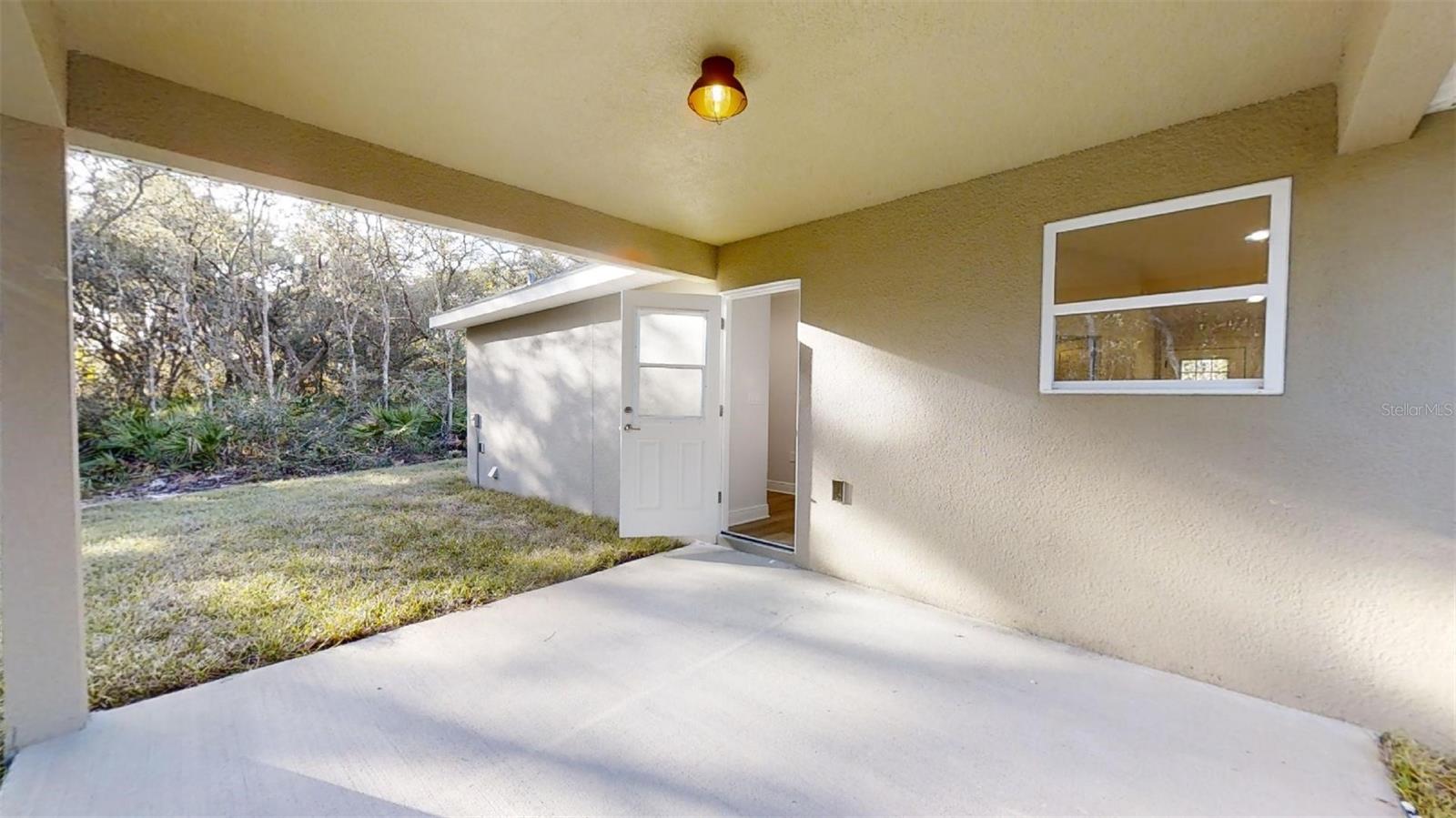 24304 Nw Tamarind Ln Property Photo 26